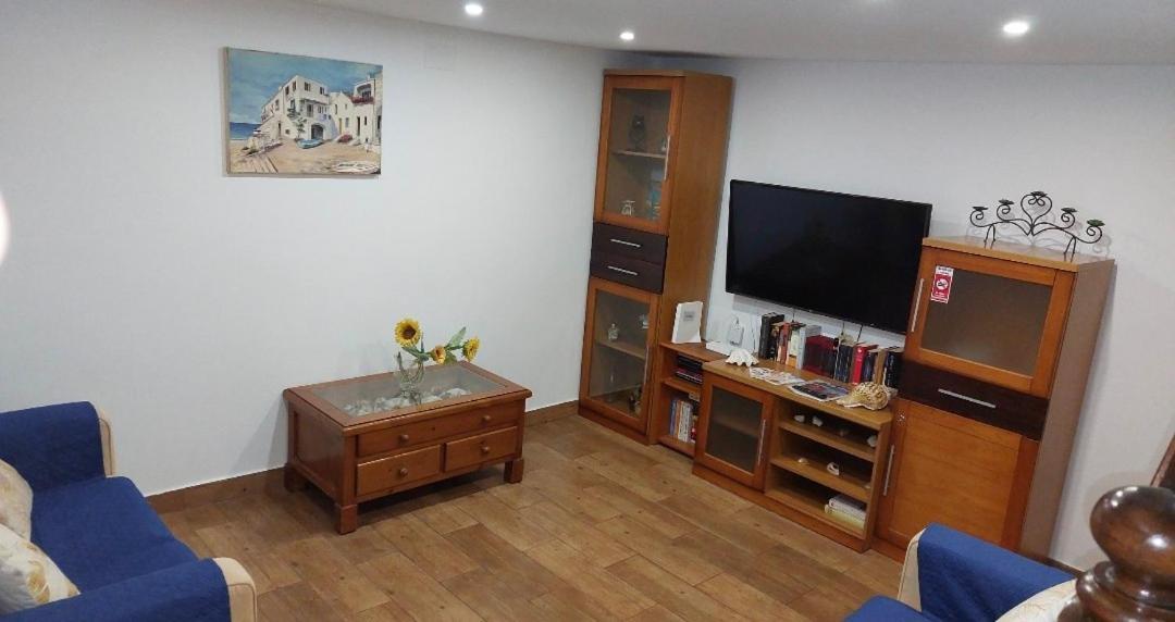 En Poniente Villa La Línea de la Concepción Exteriör bild